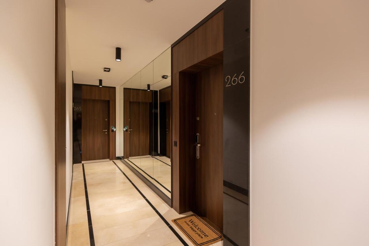 Mennica Residence Central Apartment By Renters Prestige Warszawa Exteriör bild